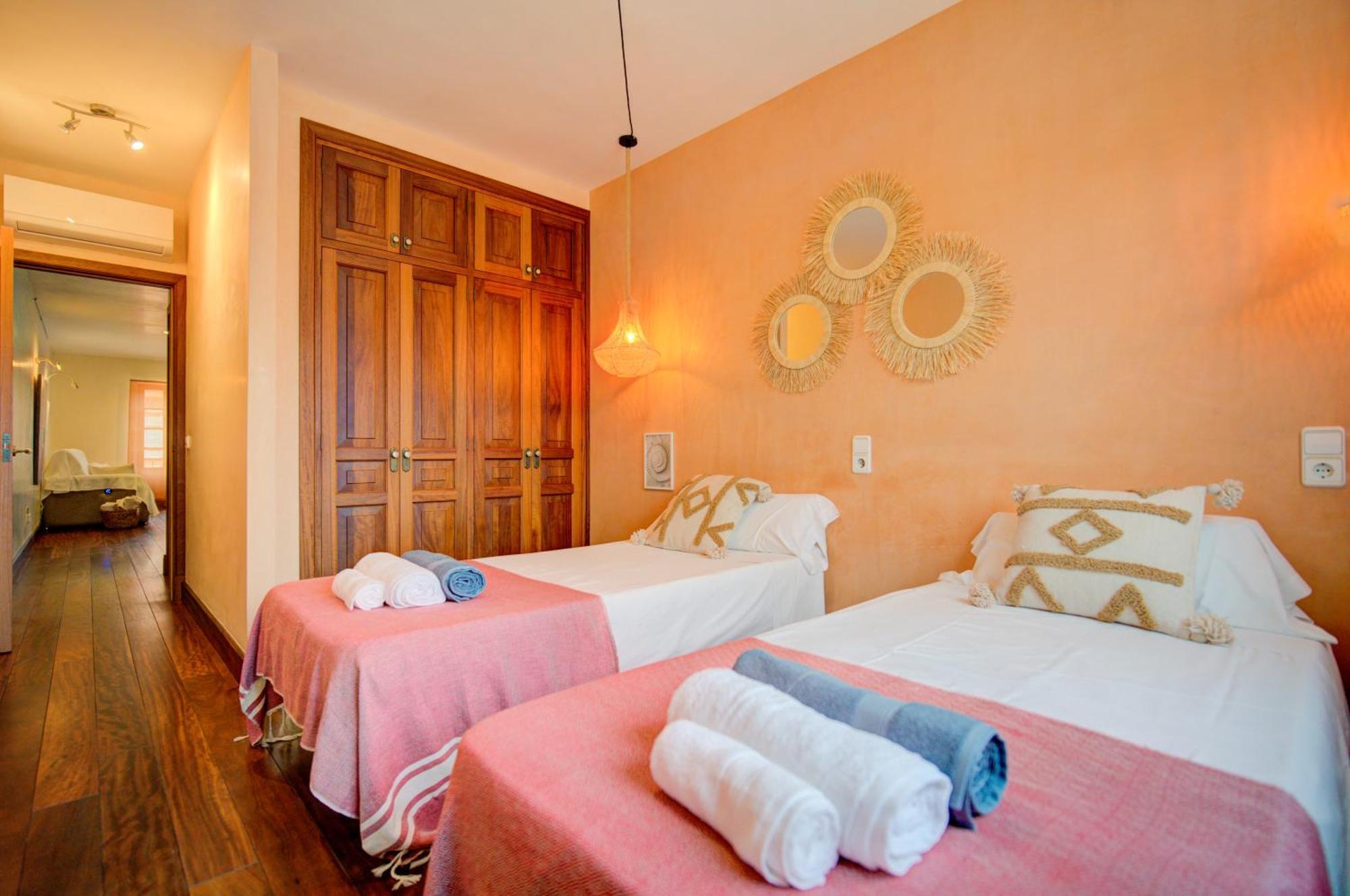 Villa Casa Boutique Xalam " Piscina Climatizada, Jacuzzi, Billar " Sant Lluís Exterior foto